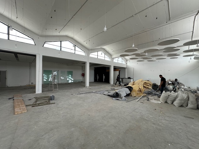 To Let commercial Property for Rent in Maitland Western Cape